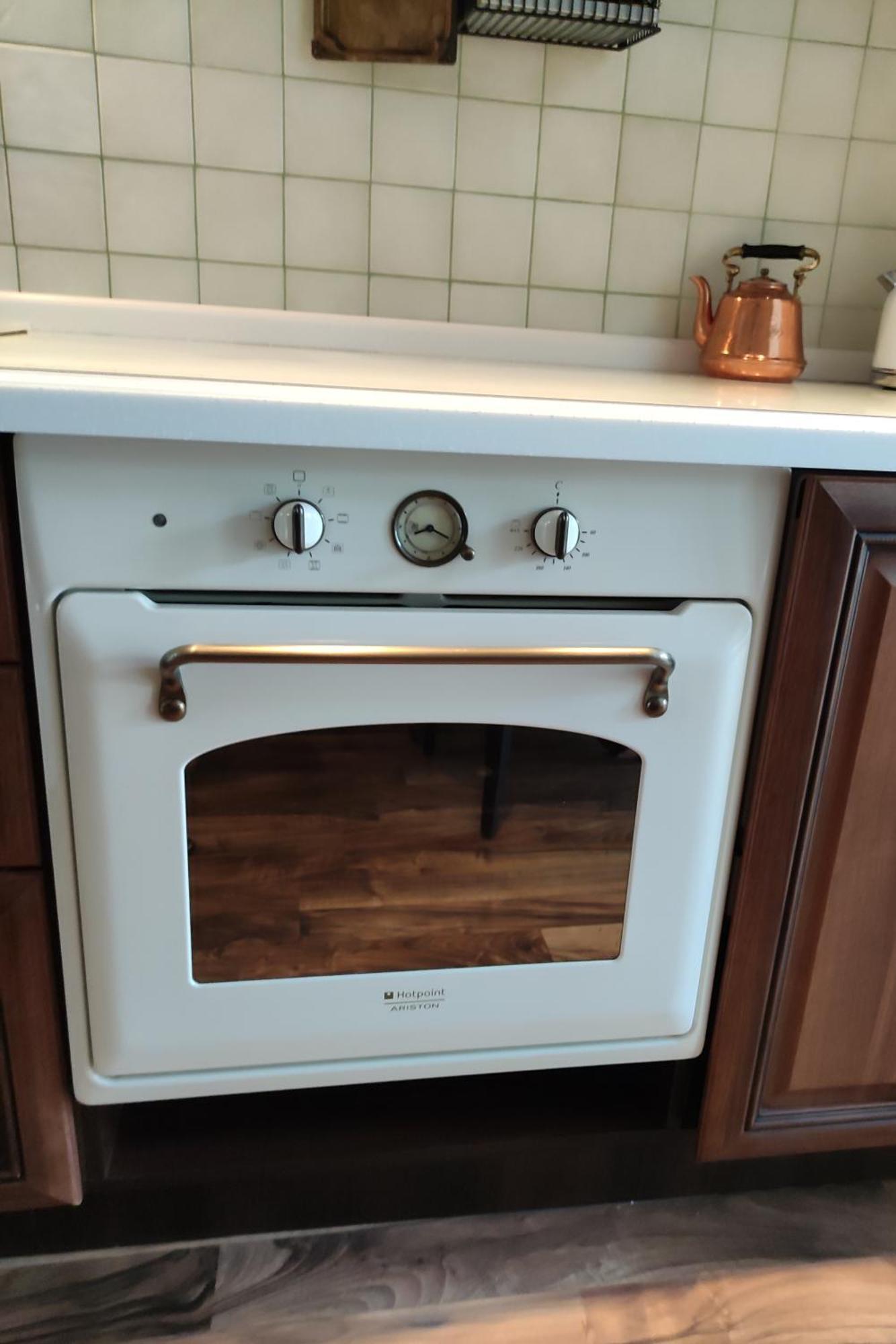 возле дерибасовской Apartment